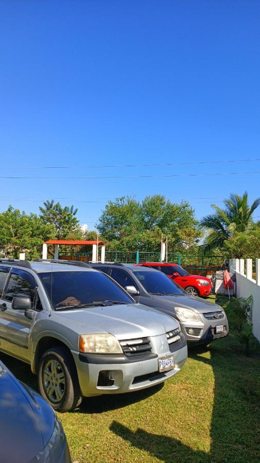 فندق Lo De Reyes Monterrico Y Sipacate Las Quechas المظهر الخارجي الصورة